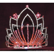 Corona colorida de la tiara de la flor
